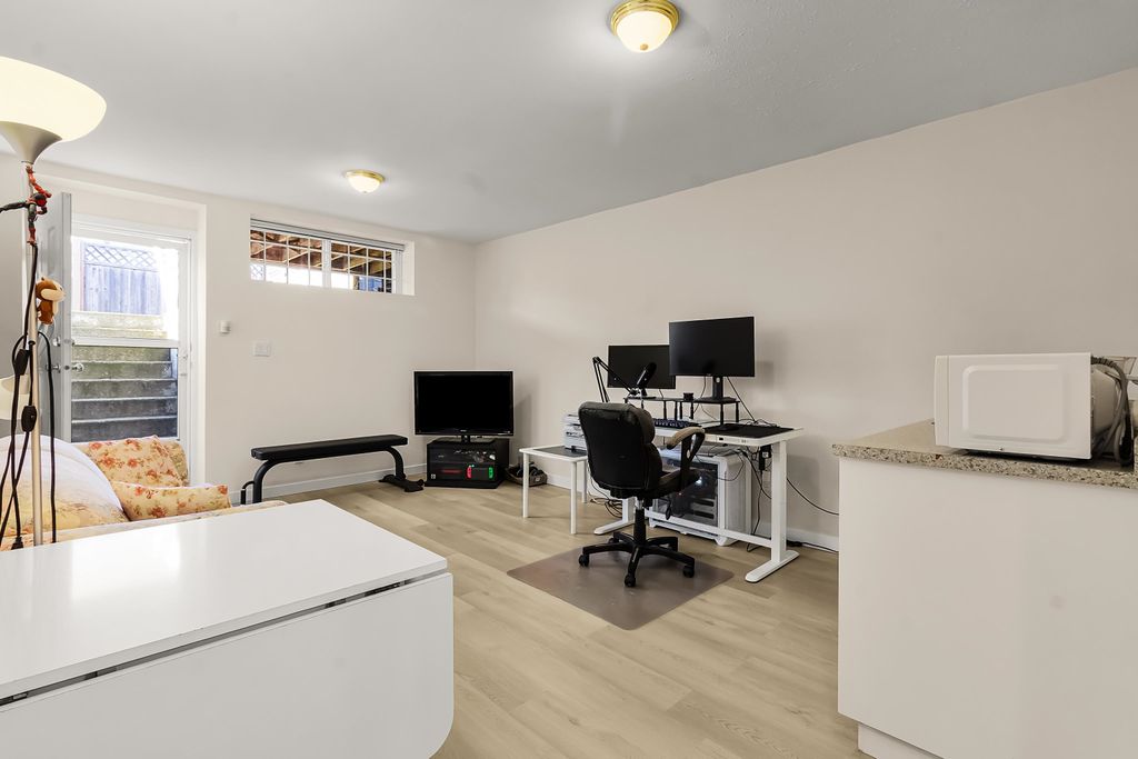 listing image 1108522150435687034