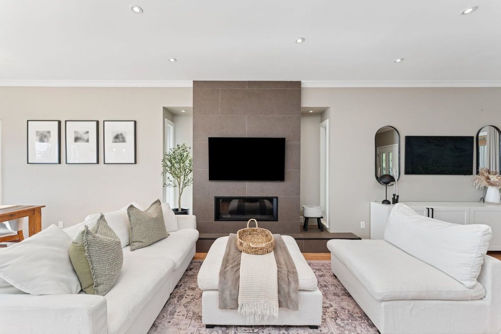 listing image 1109730701667496647
