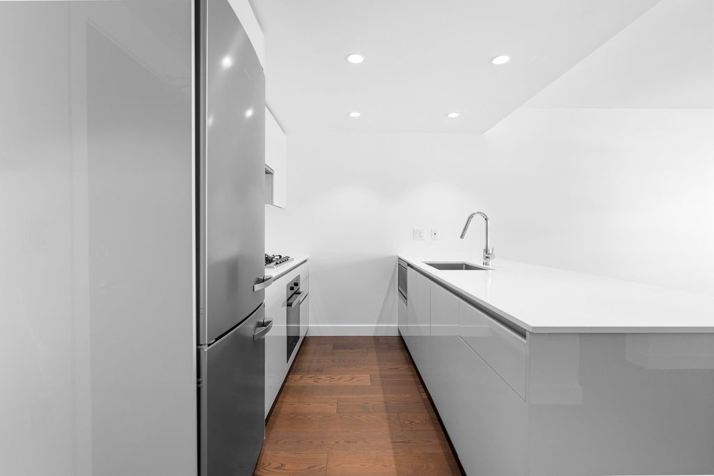 listing image 1109152786527307931