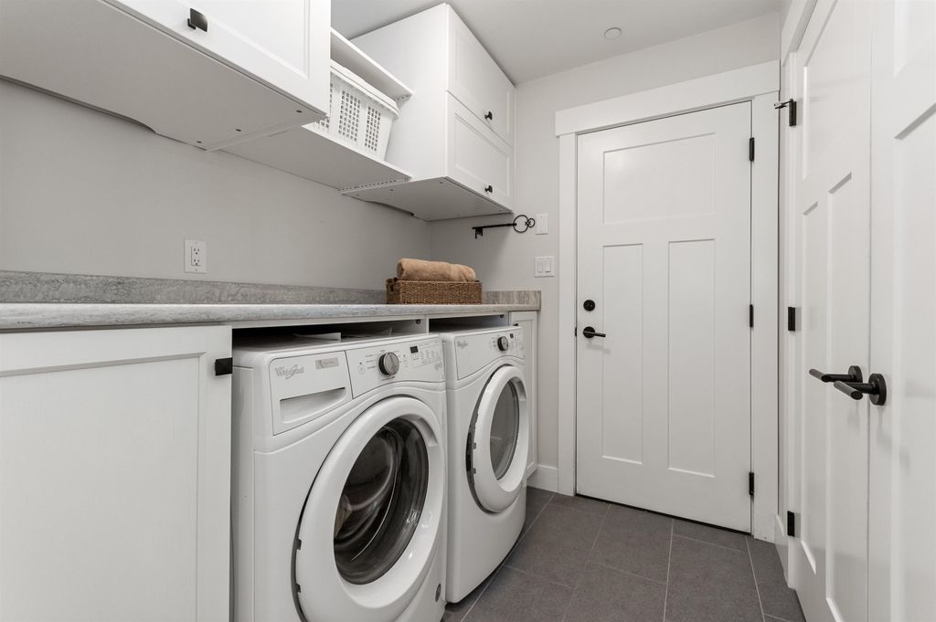 listing image 1108584915977446022