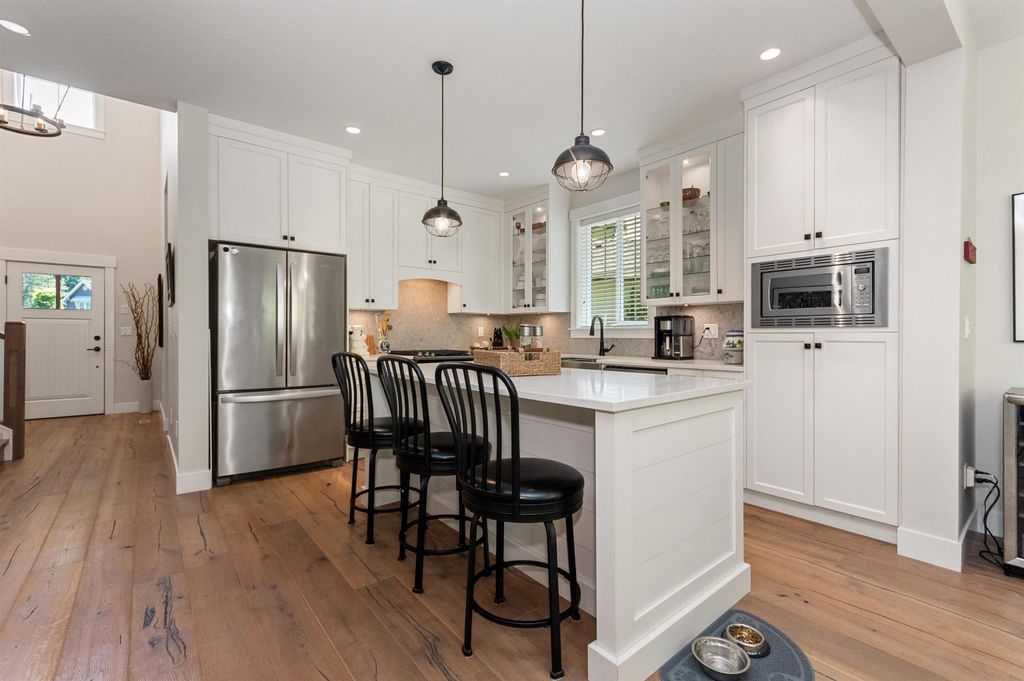 listing image 1101857601669622996