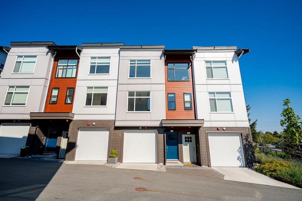 Photo of 5330 198 Street #107, Langley, BC V3A 1G1 (MLS # R3152942)