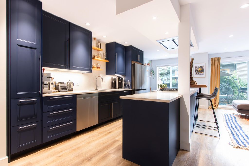 listing image 1108846609148011778