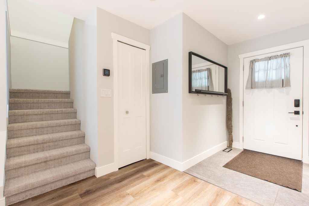 listing image 1101044003340183703