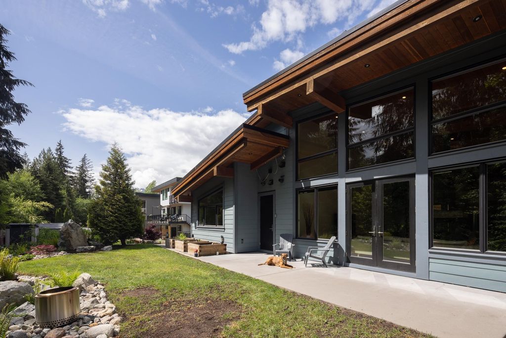 listing image 1107451858160263102