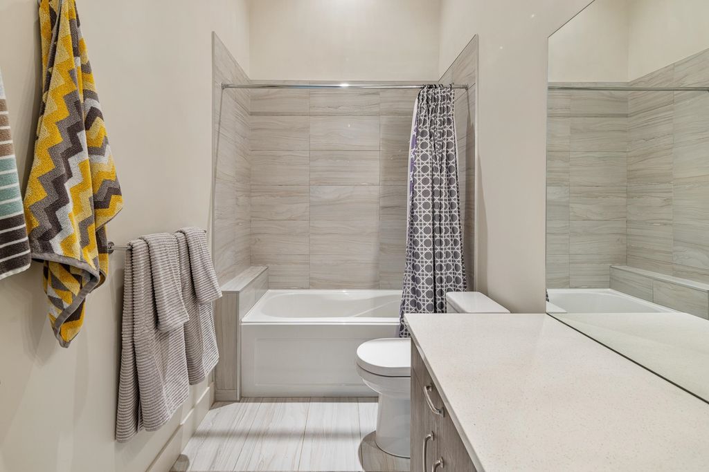 listing image 1104214539886602124