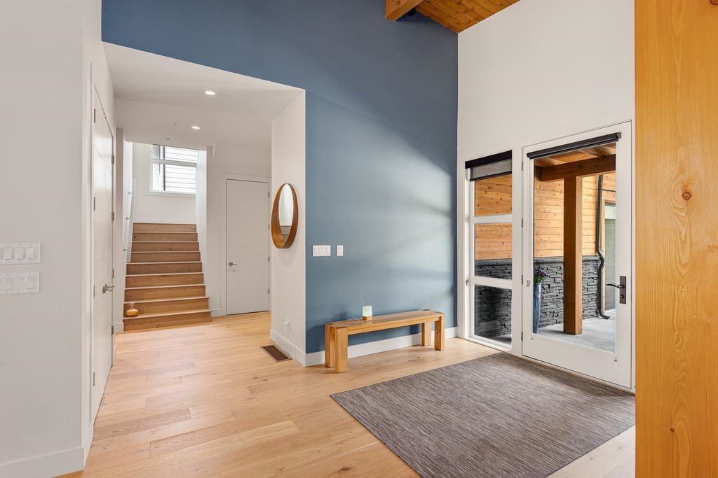 listing image 1104413519590538409