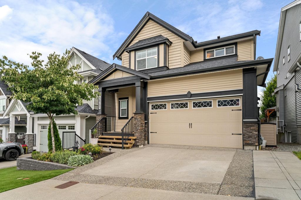 Photo of 24725 104 Avenue, Maple Ridge, BC V2W 0H8 (MLS # R3066466)