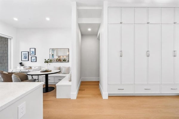 531 W 61 Ave, Vancouver, BC 3