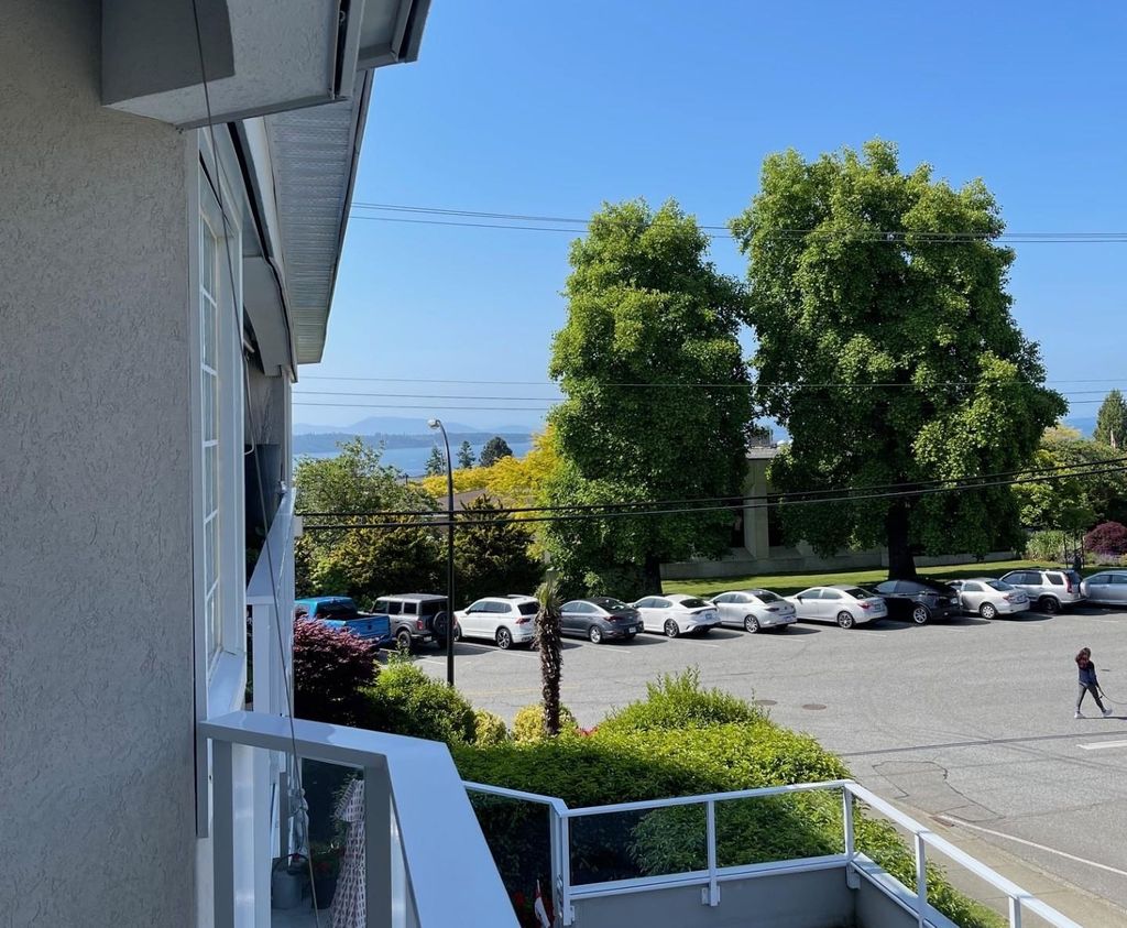 listing image 1104558408306096282