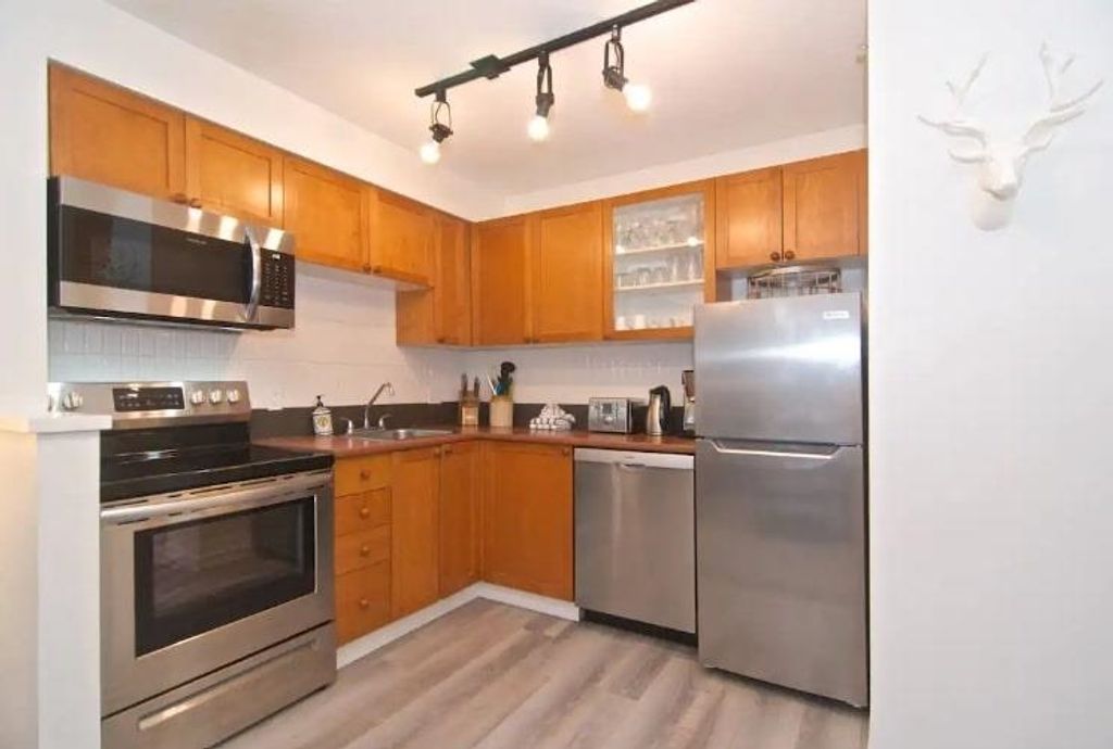 listing image 1103392079451809707