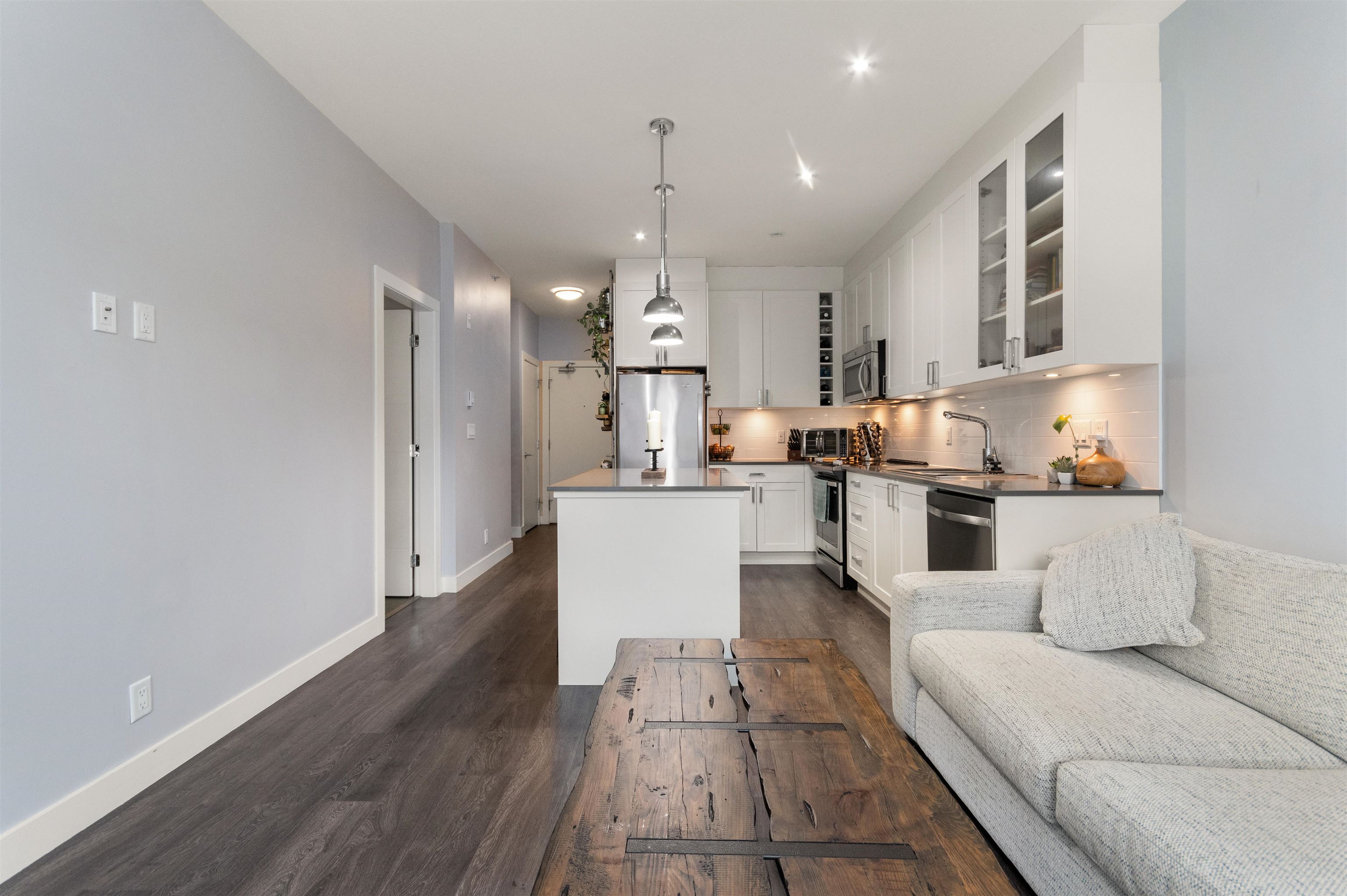 16396 64 Avenue 408