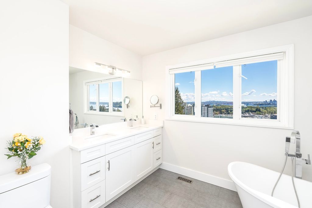 listing image 1100416212921012729