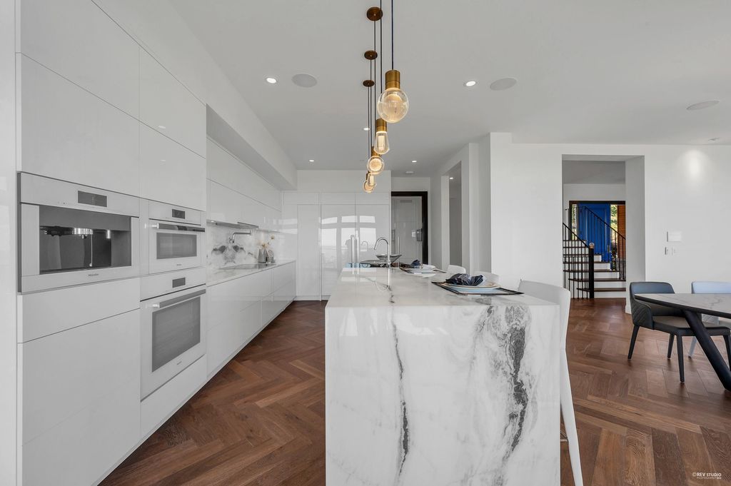 listing image 1105439541951757098