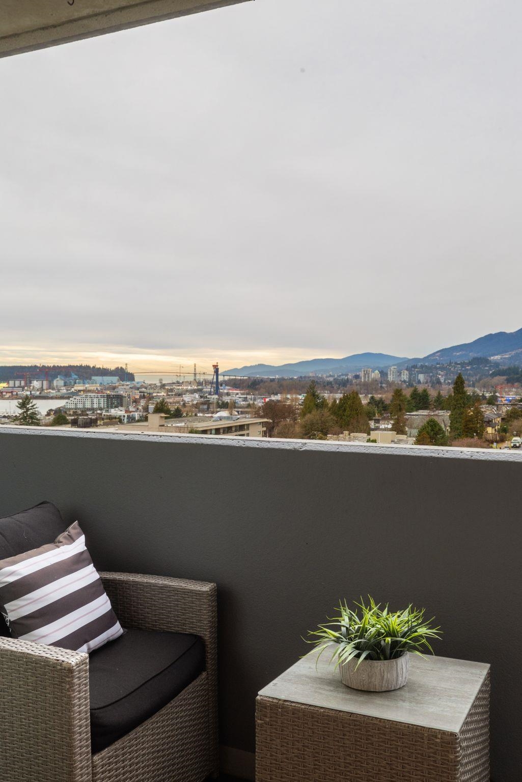 110 W 4th Street 905