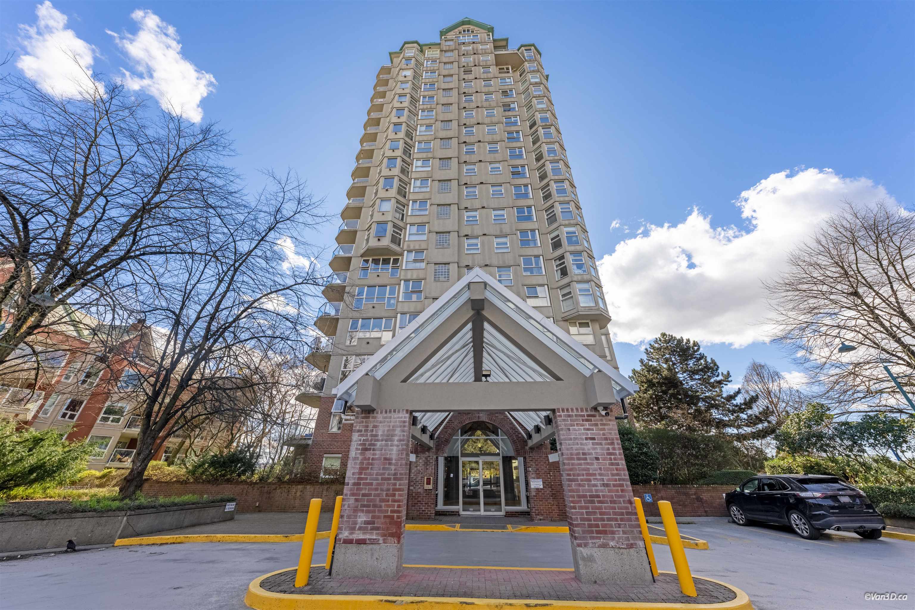 1250 Quayside Drive 1502