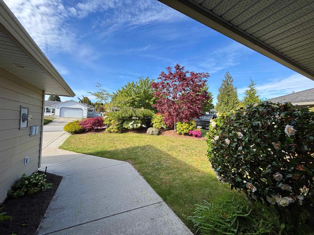 listing image 1105293293118520127