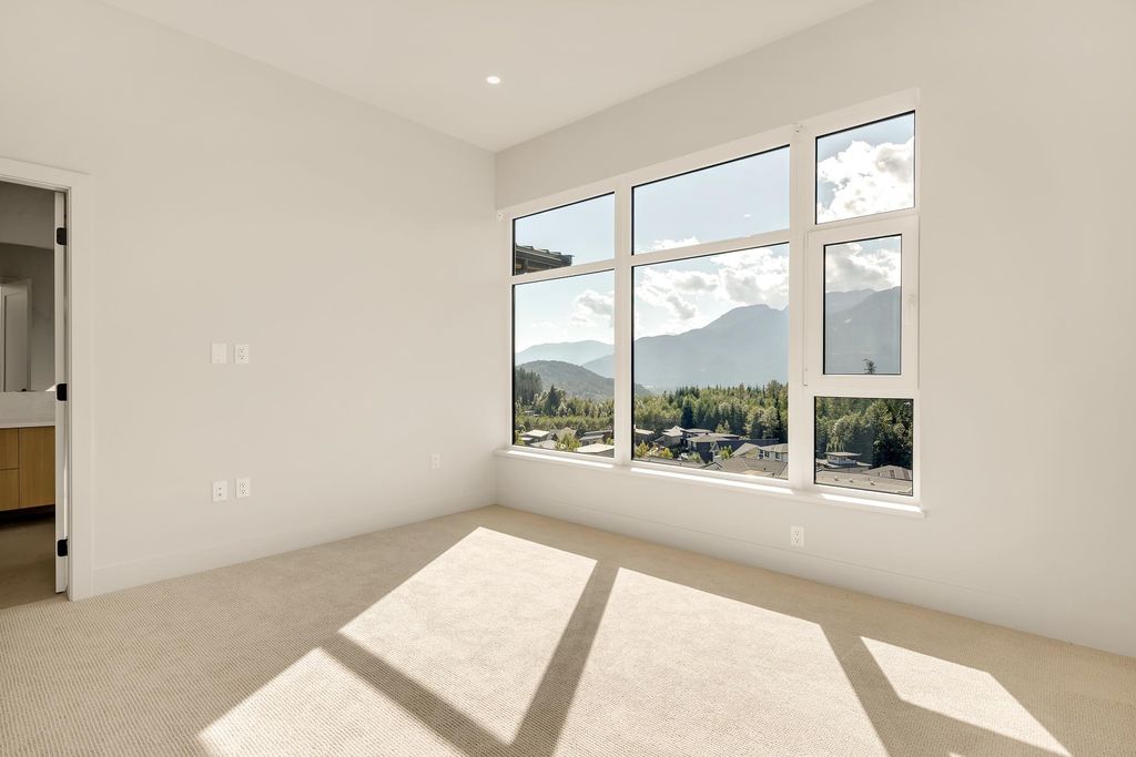 listing image 1106621235284976790