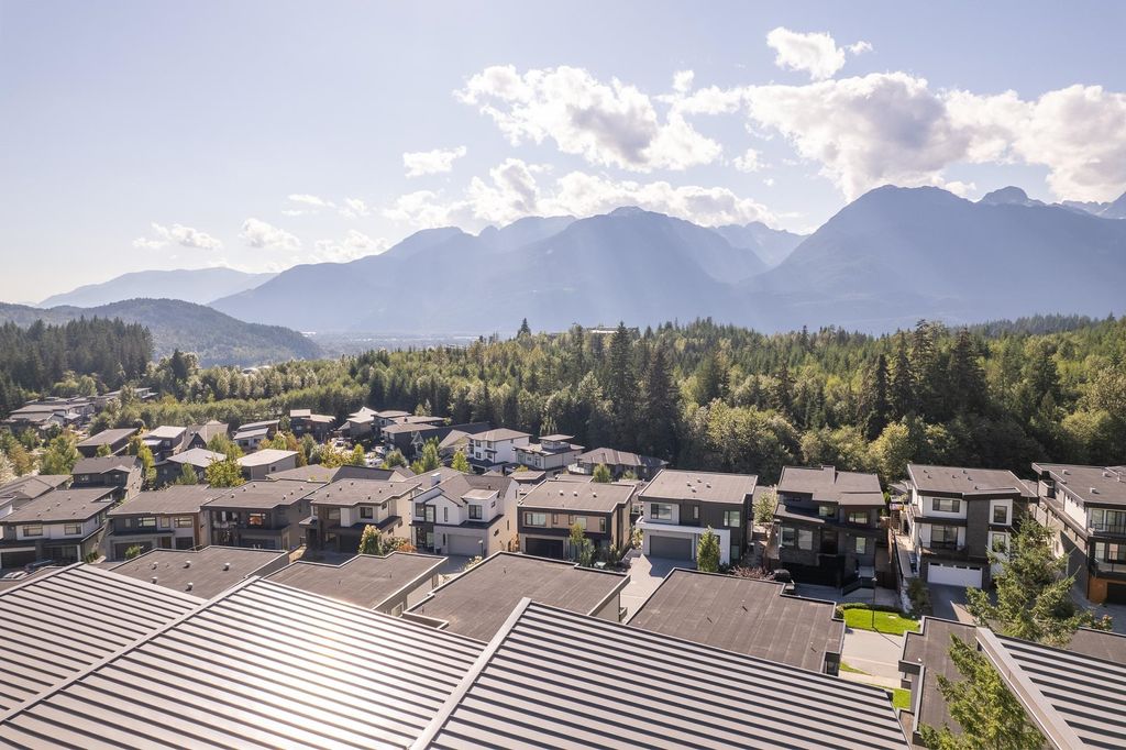 listing image 1102513230871365184