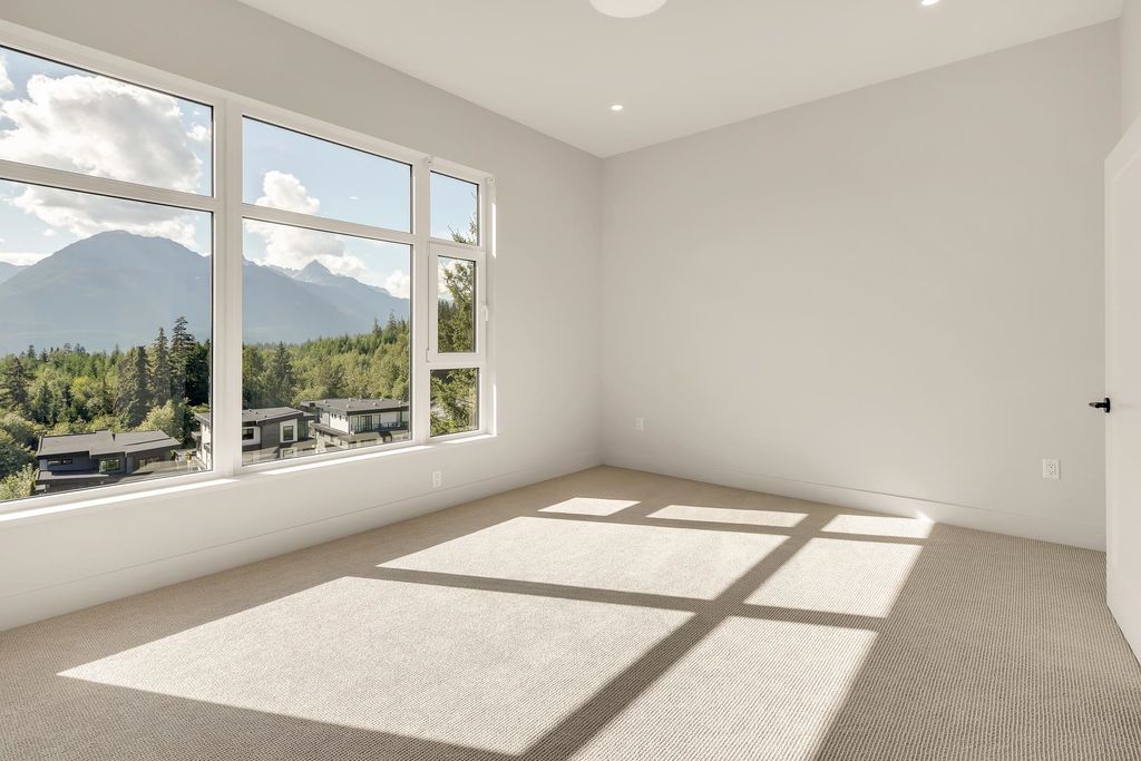 listing image 1103672800450348461