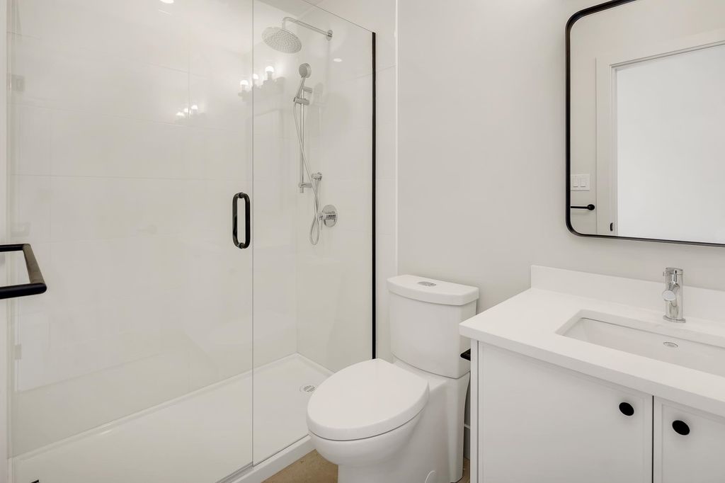 listing image 1108867331129301152