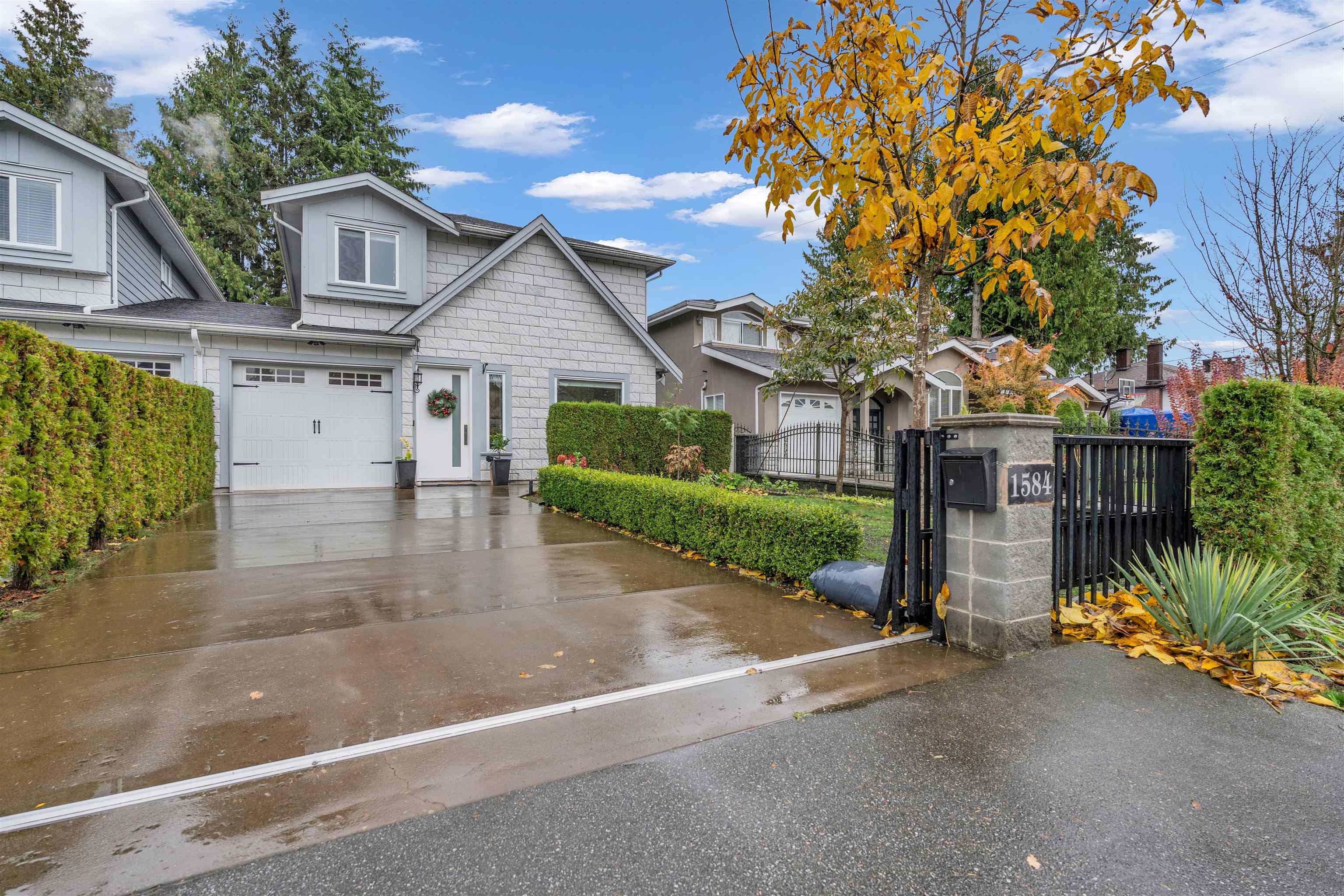 1584 Blaine Avenue