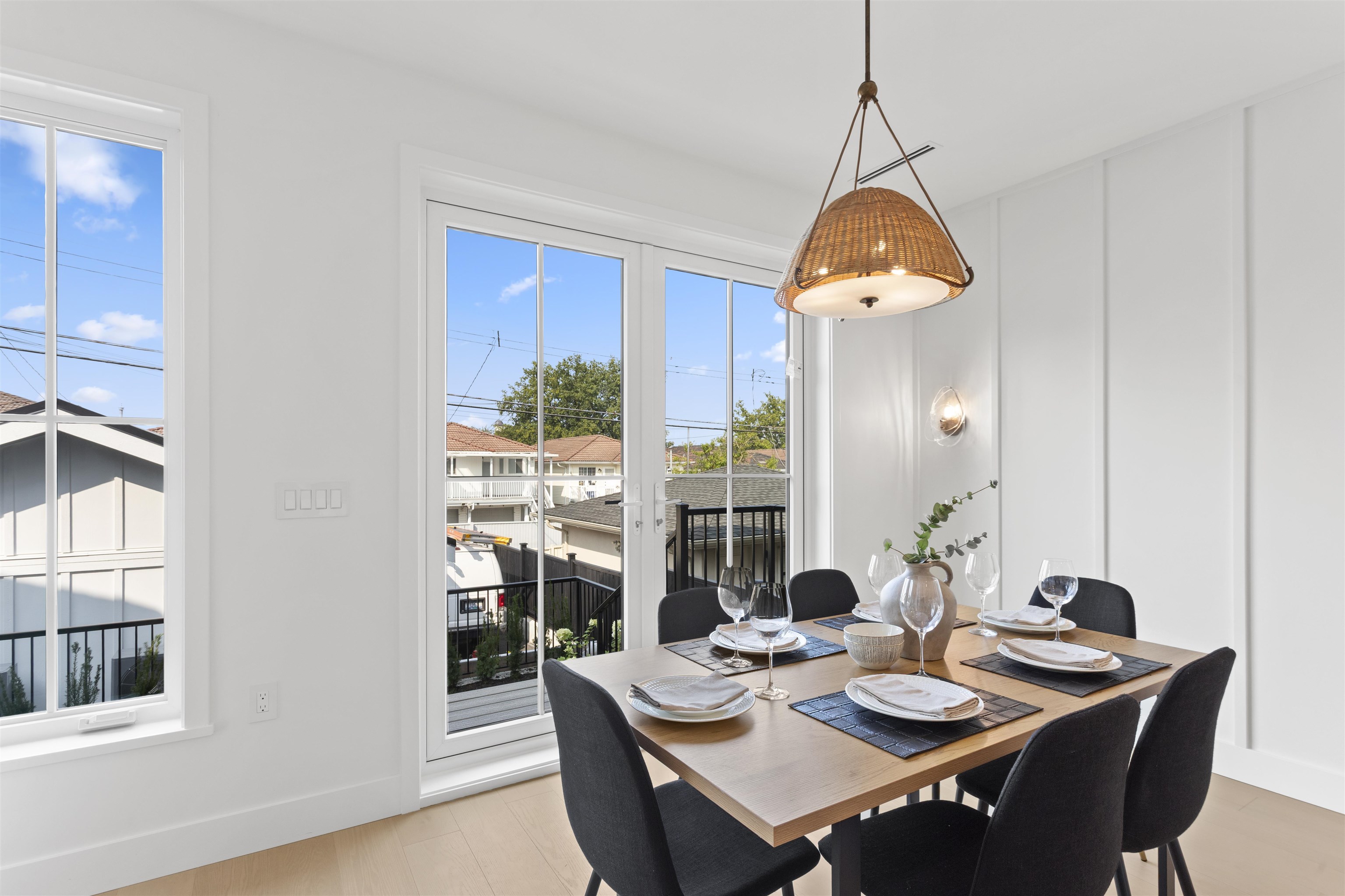 4315 Albert Street 2