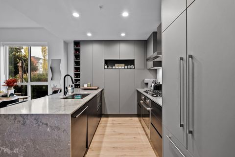 55 Klahanie Drive 205 Port Moody BC V3H 0M9