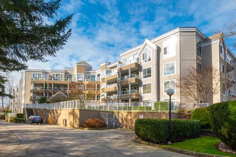 11605 227 Street 503 Maple Ridge BC V2X 2L6