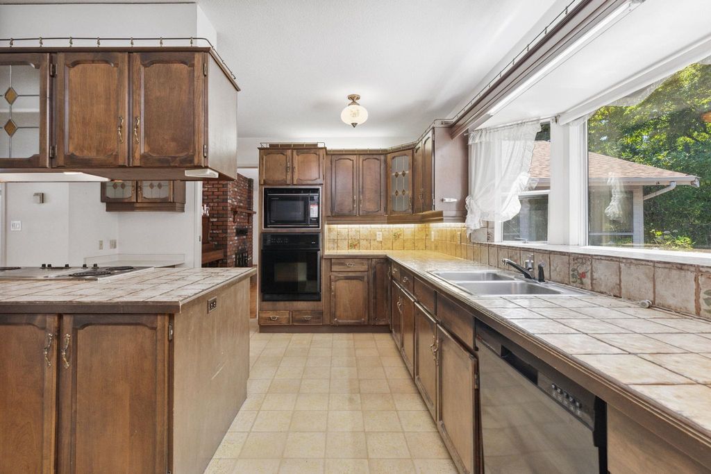 listing image 1101674392718964304