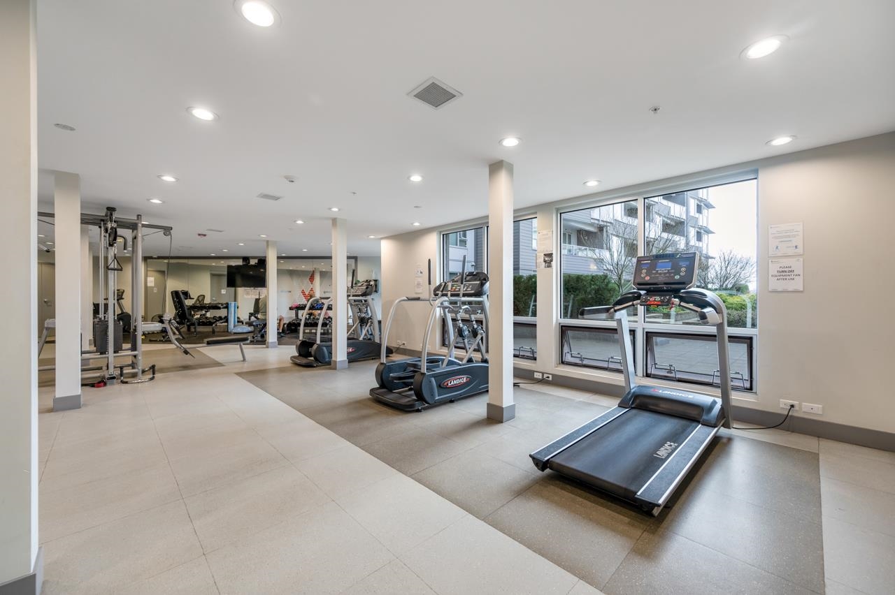 255 W 1st Street 303