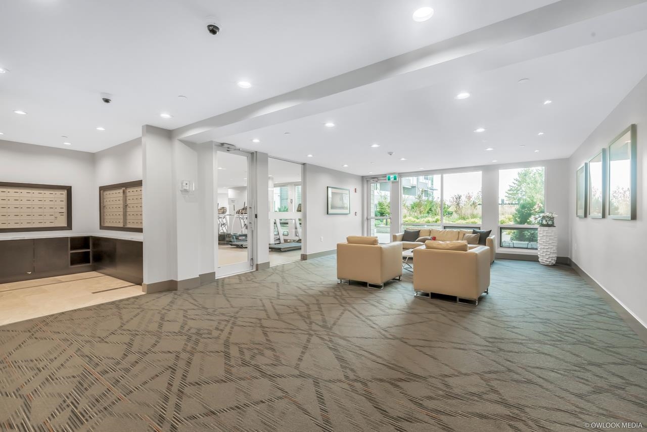 255 W 1st Street 303