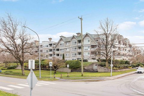 5500 Lynas Lane 109 Richmond BC V7C 5R5