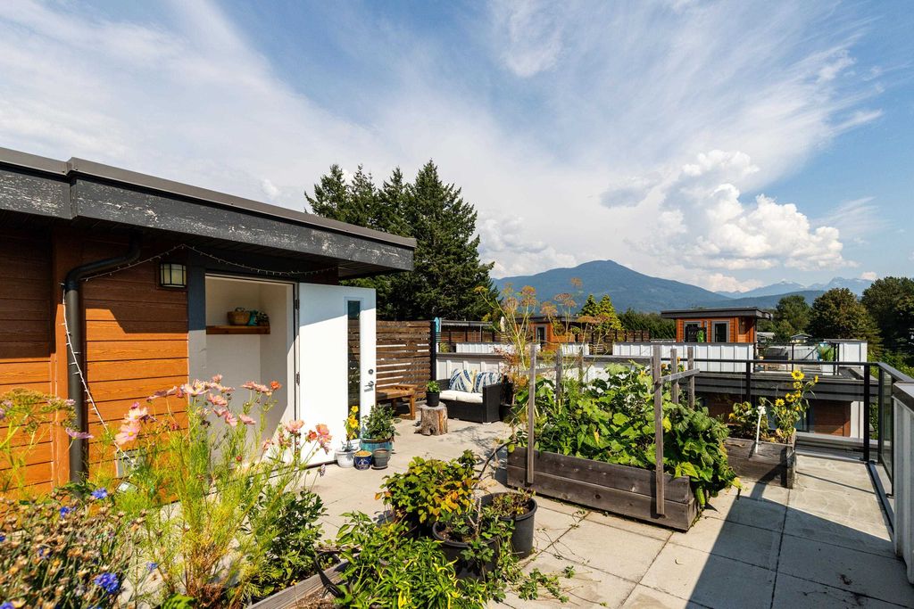 listing image 1109050172676454379