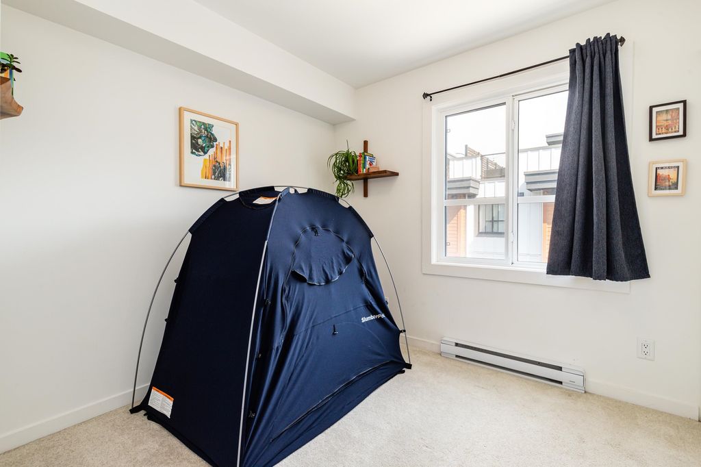 listing image 1103188899362965085