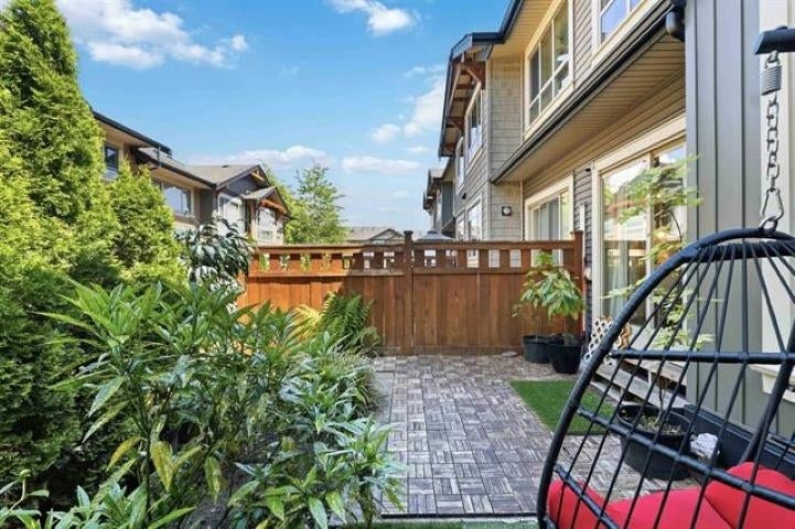Photo of 11305 240 Street #64, Maple Ridge, BC V2W 0J1 (MLS # R3146397)