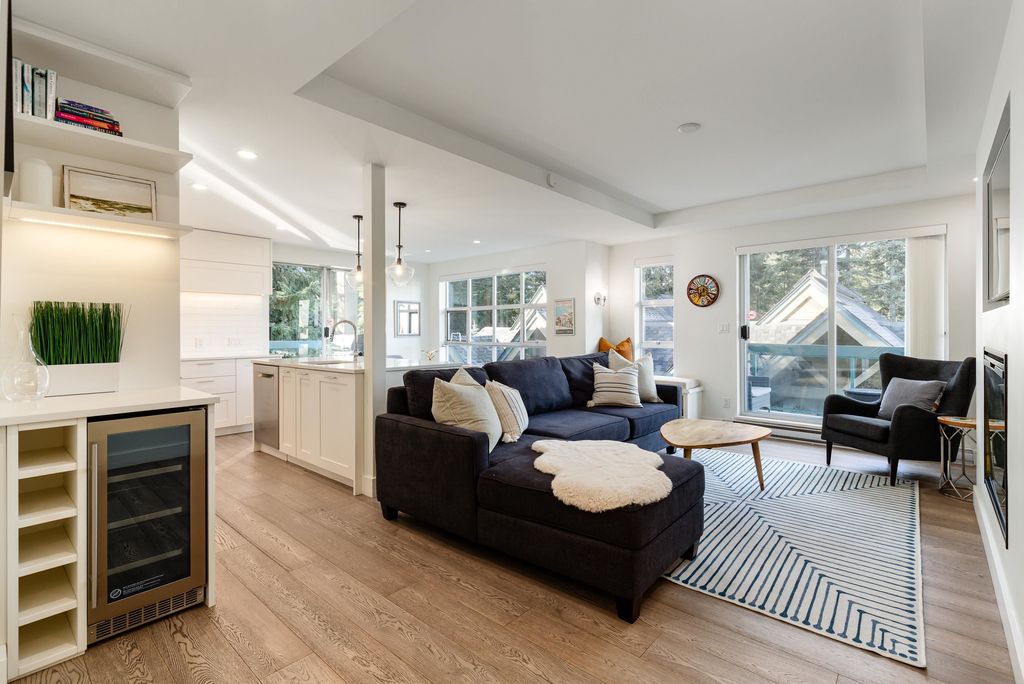 listing image 1109913284437179847