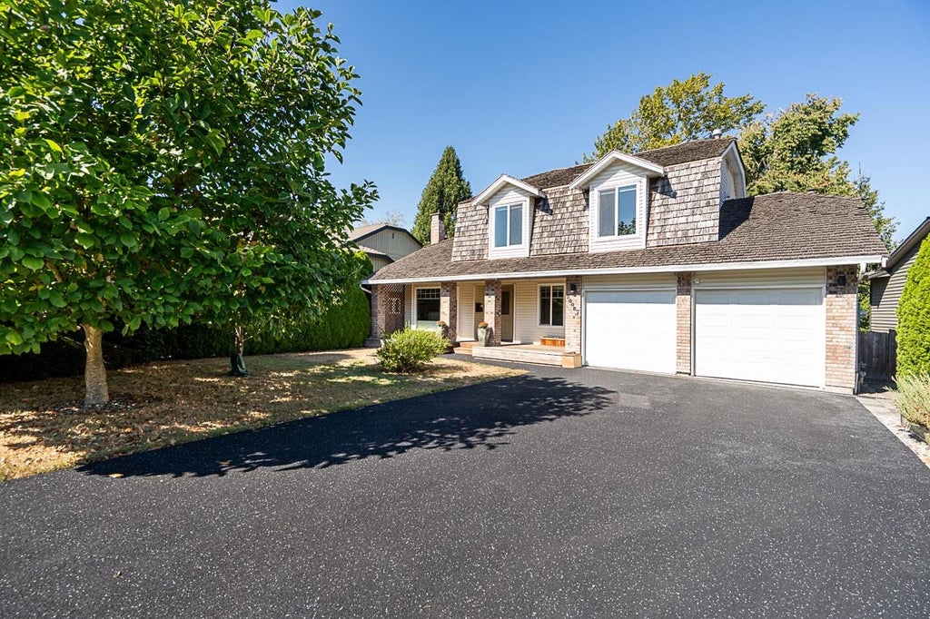 Photo of 20087 50a Avenue, Langley, BC V3A 7H8 (MLS # R3167290)