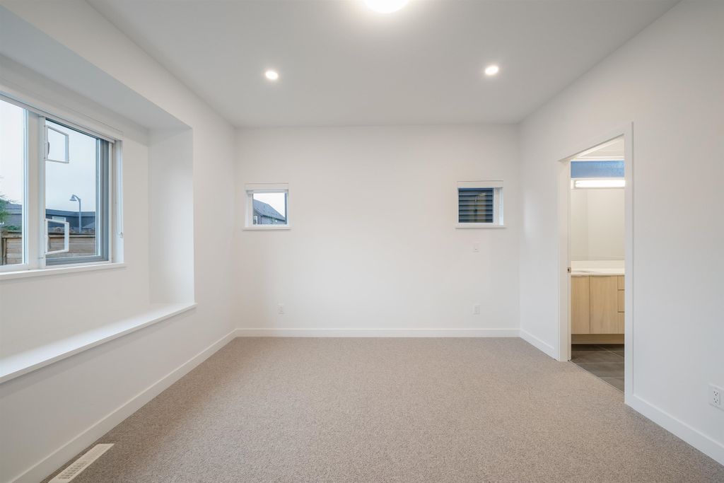 listing image 1105957836546914870