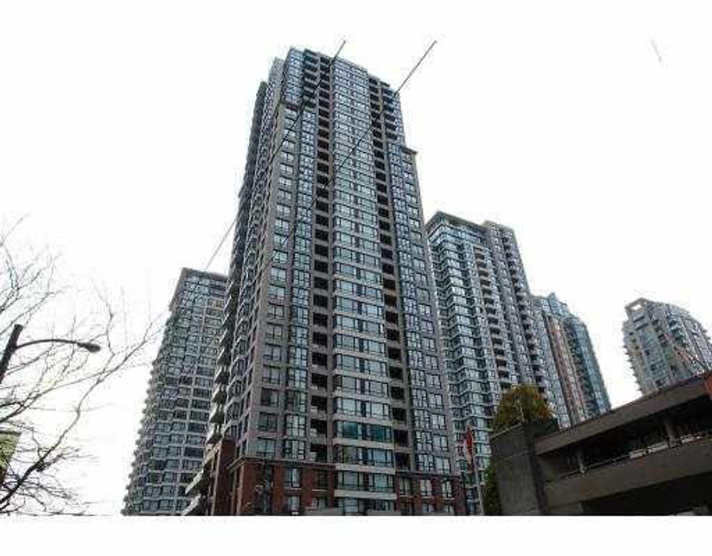 listing image 1104306693069430943