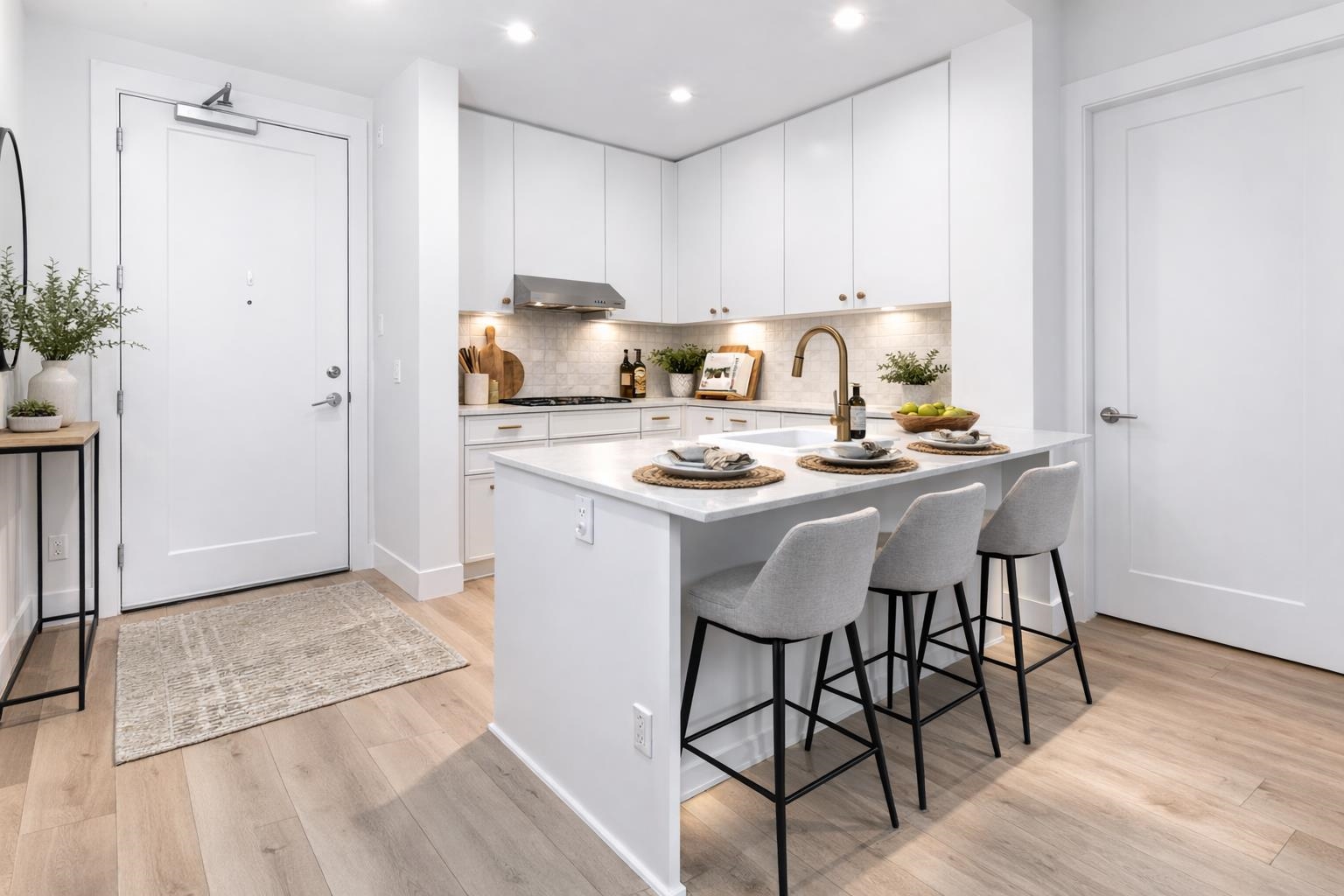 708 Edgar Avenue 104