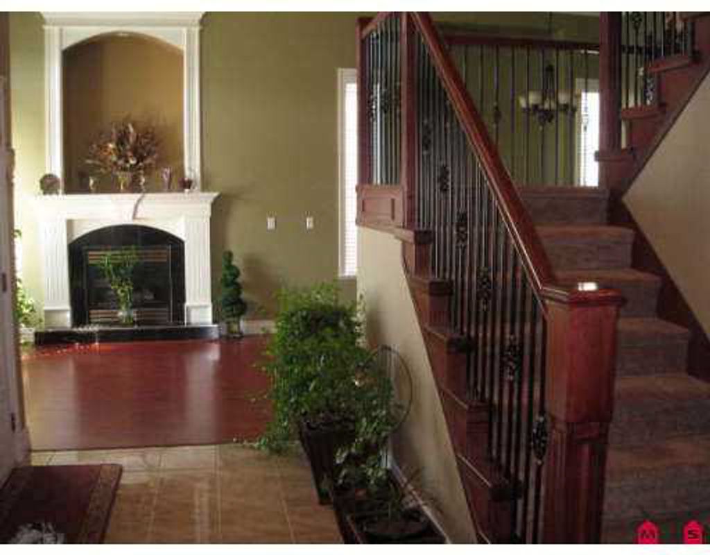 listing image 1102125547324099289