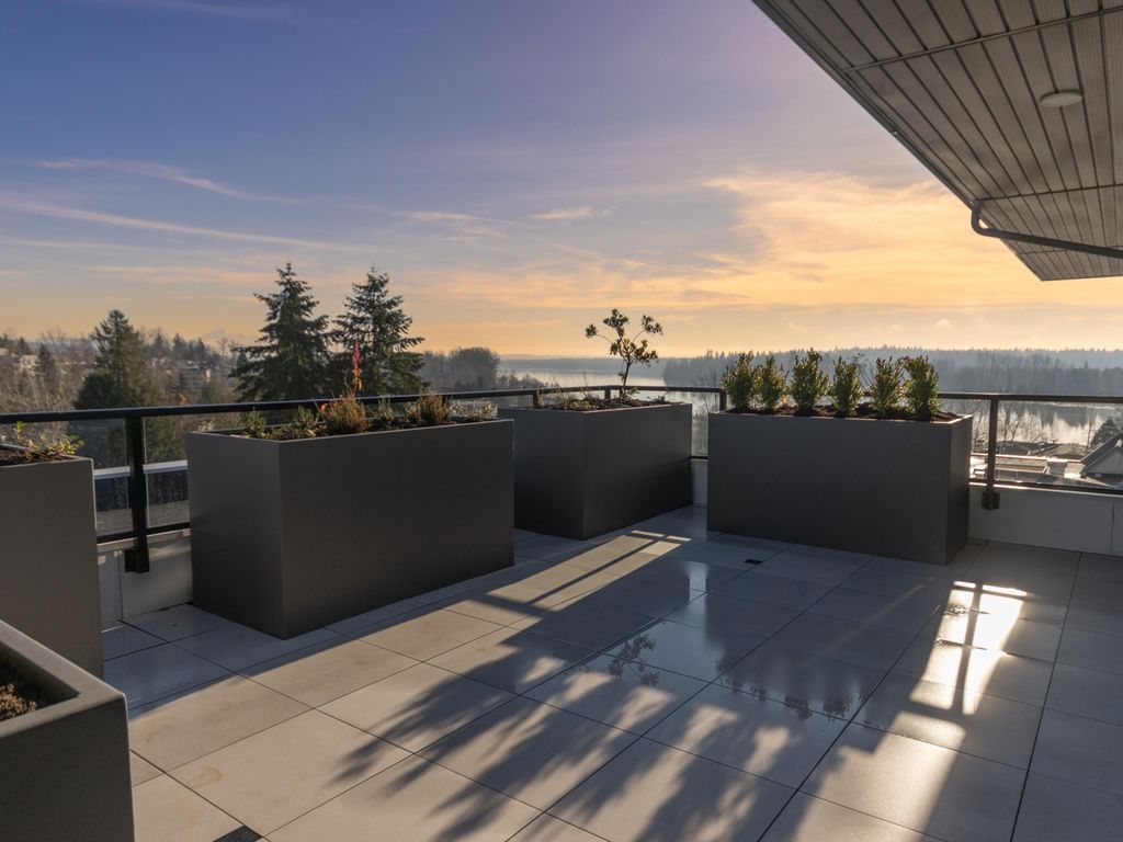 listing image 1104028134934290304