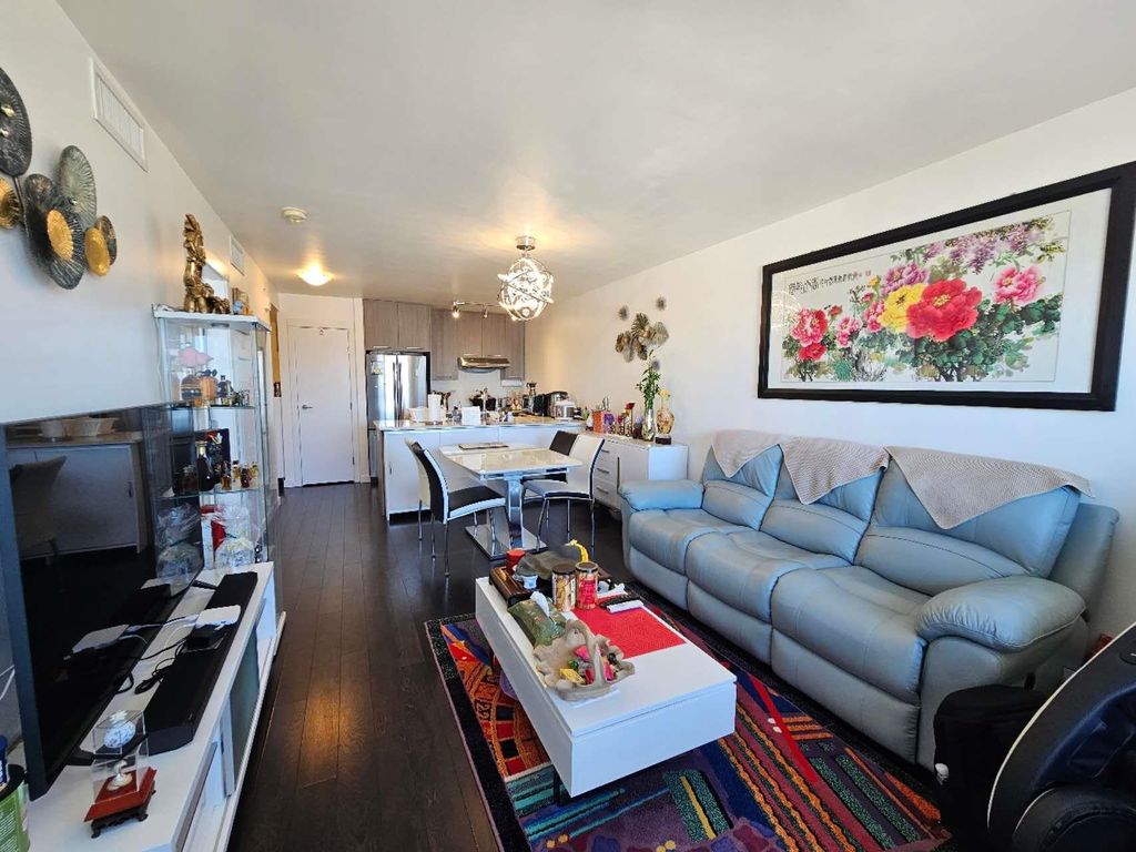 listing image 1102223927243031817