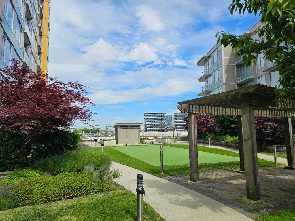 listing image 1107545193159461368