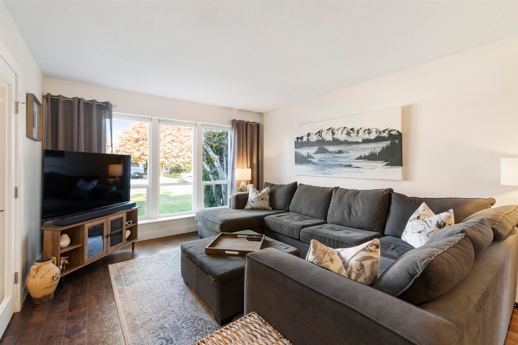 Photo of 21064 91a Avenue, Langley, BC V1M 2C4 (MLS # R3177789)