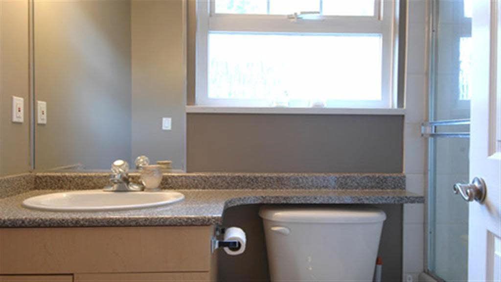 listing image 1104791892945083585