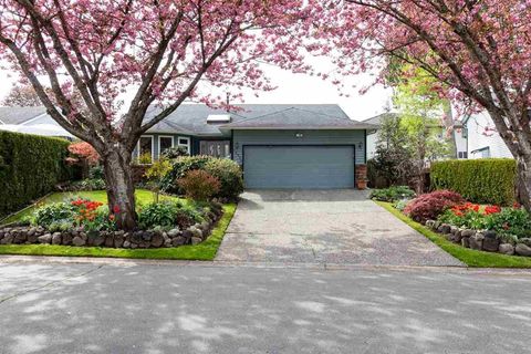 12905 65 Avenue Surrey BC V3W 9H4