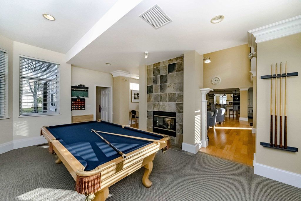 listing image 1107740801722816714