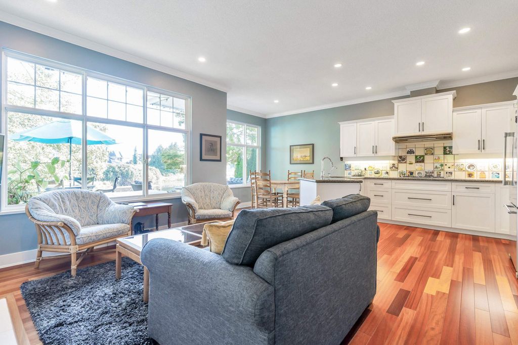 listing image 1107295264940677505